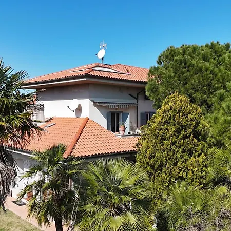 Se056 - Montemarciano, Deliziosa Mansarda Con Vista Mare Apartmán Marina di Montemarciano