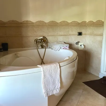 Se056 - Montemarciano, Deliziosa Mansarda Con Vista Mare